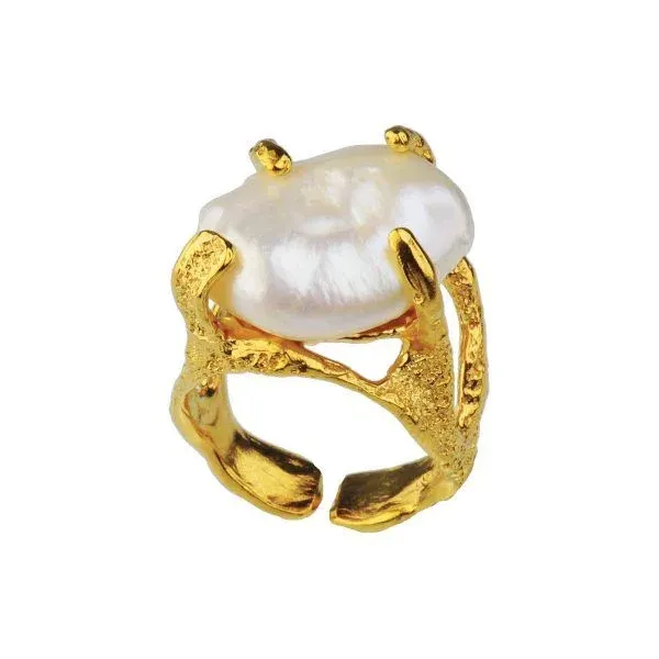 artistic handmade ring with pearl artistic handmade ring with pearl