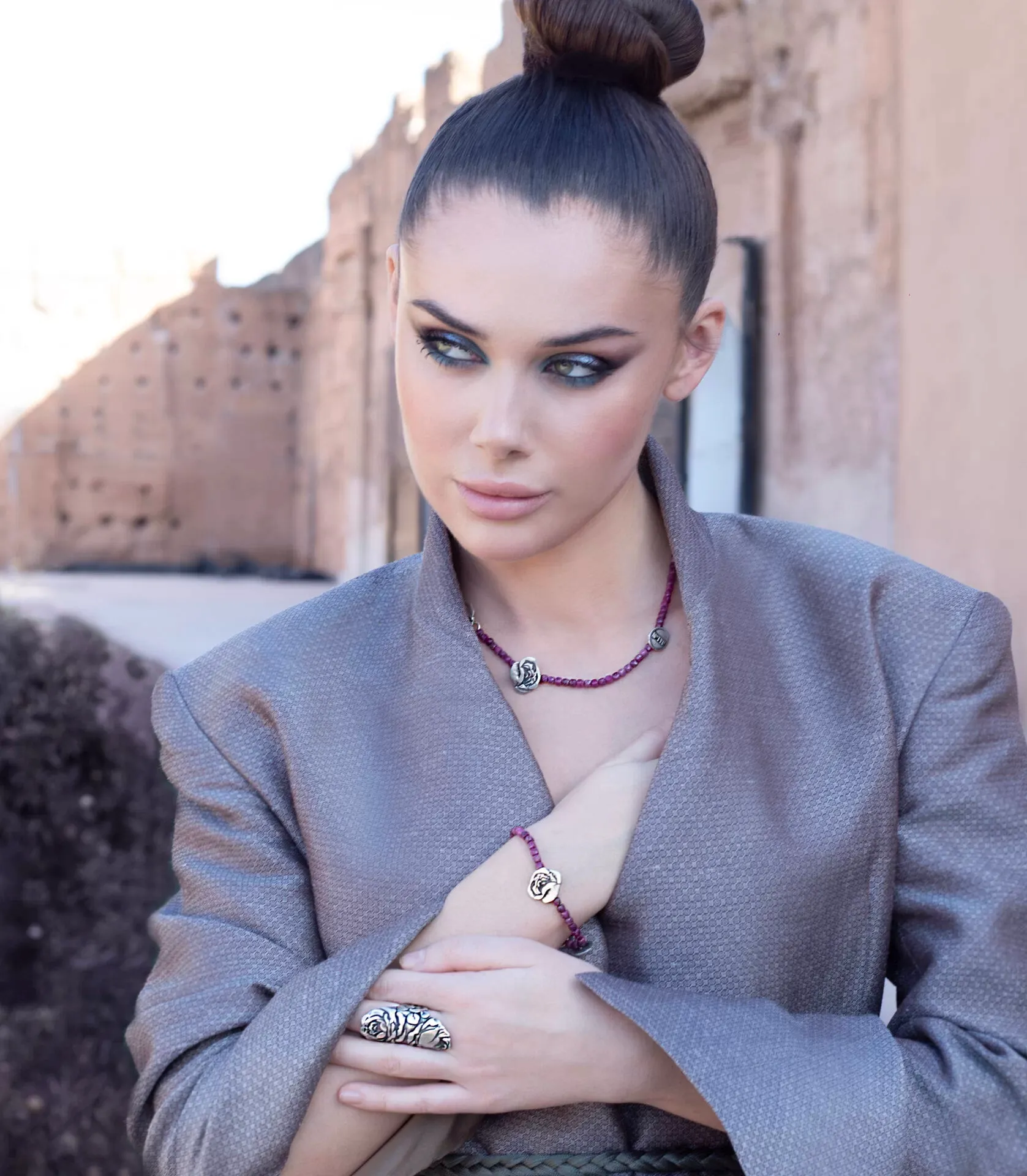 w DU5C6076 copy kwadrat