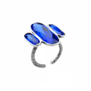 handmade ring from motyle studio