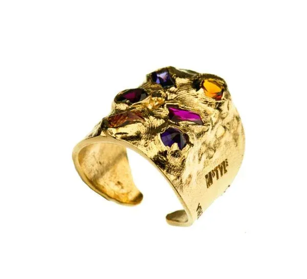 zlocony pierscionek z kolekcji bizuterii magna