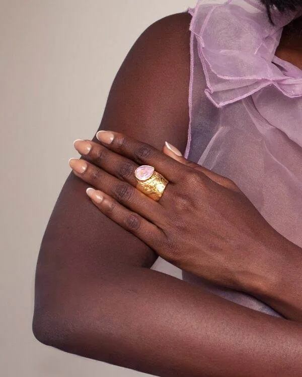 Szeroki pierścionek z kryształem swarovskiego