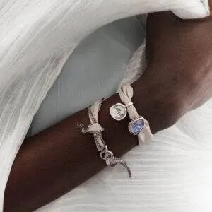 Bransoletka z materiału, srebra i kryształu - ręcznie robiona Motyle